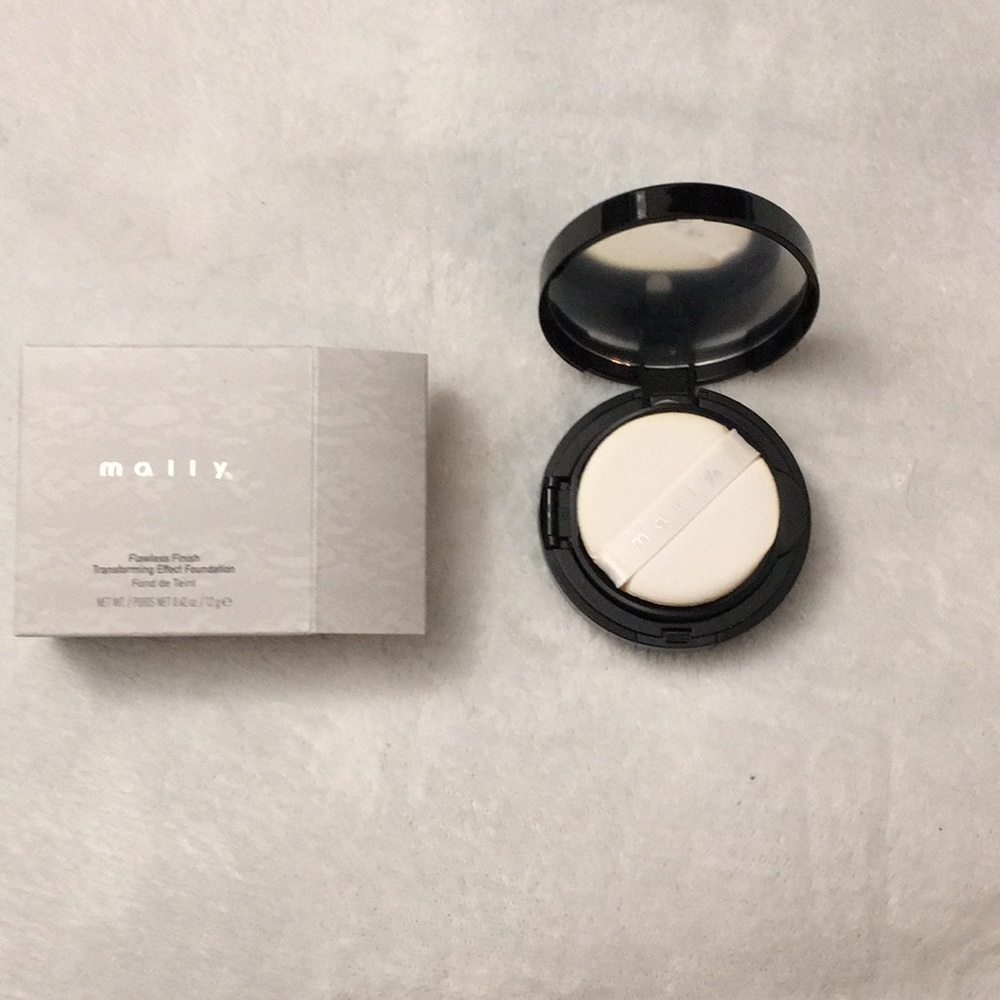 Mally Beauty Flawless Finish Foundation “Rich”